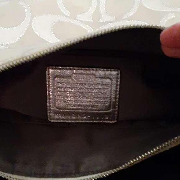 Coach Purse - Picture 6 of 7